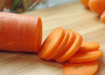 Почему морковь становится горькой в процессе хранения и что делать